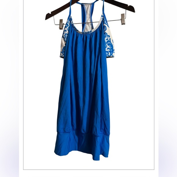 Lululemon No Limits Tank Top Blue and White Sleeveless Sz 8 Women - Picture 6 of 7